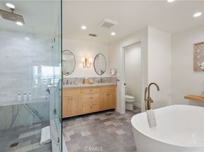 5537 E Seaside Walk, Long Beach CA 90803