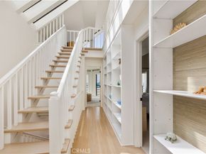 5537 E Seaside Walk, Long Beach CA 90803