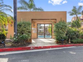 25712 Le Parc 20, Lake Forest CA 92630