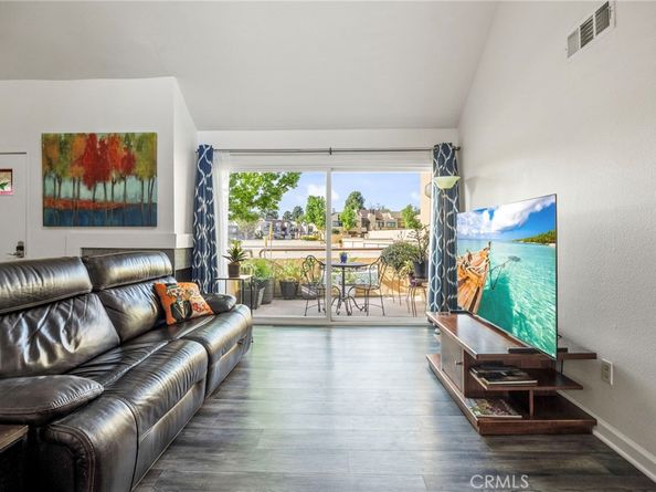 25712 Le Parc 20, Lake Forest CA 92630