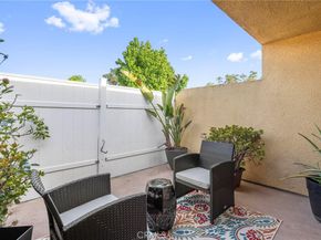 25712 Le Parc 20, Lake Forest CA 92630