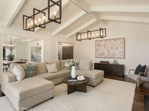 11042 Hunting Horn Drive, North Tustin CA 92705
