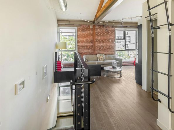 527 Molino Street 108, Los Angeles CA 90013