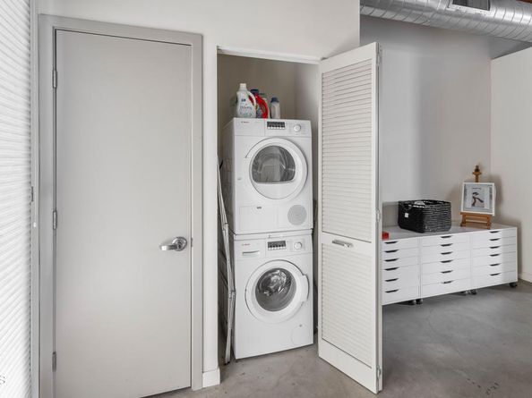 527 Molino Street 108, Los Angeles CA 90013