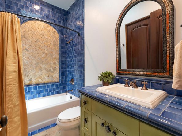 2330 Crystal Lane, Pasadena CA 91107