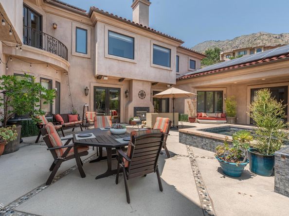 2330 Crystal Lane, Pasadena CA 91107