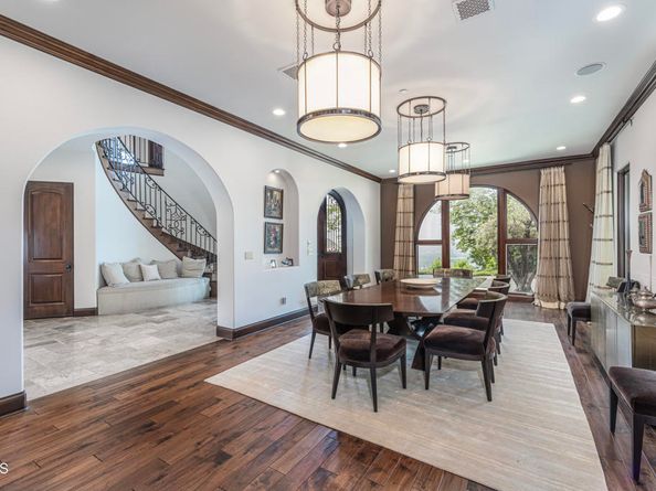 2330 Crystal Lane, Pasadena CA 91107