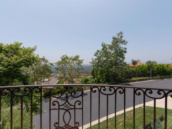 2330 Crystal Lane, Pasadena CA 91107