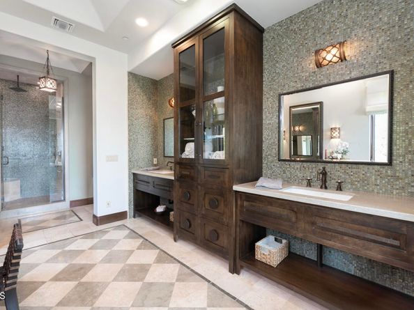 2330 Crystal Lane, Pasadena CA 91107