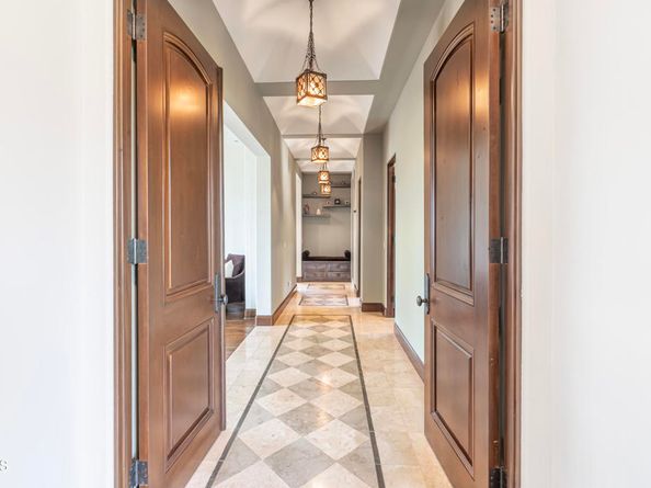 2330 Crystal Lane, Pasadena CA 91107