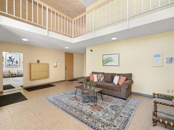 5300 E Atherton Street 2F, Long Beach CA 90815