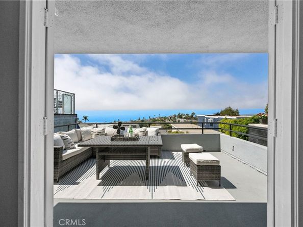 1077 Tia Juana Street, Laguna Beach CA 92651