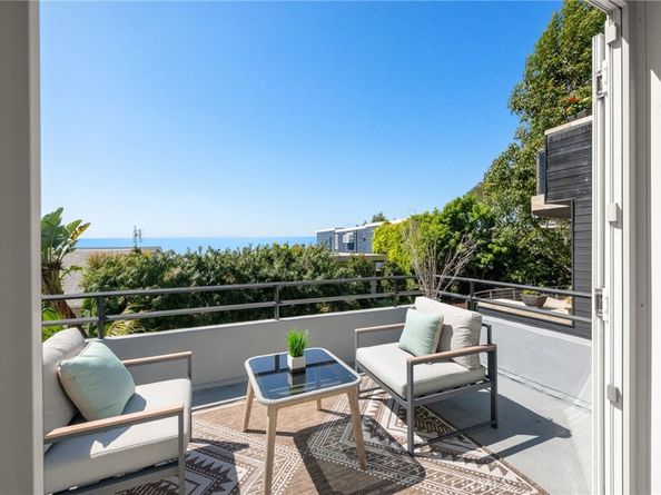 1077 Tia Juana Street, Laguna Beach CA 92651