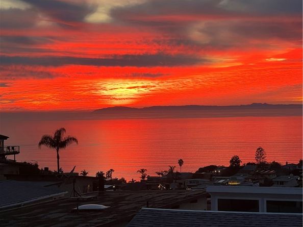 1077 Tia Juana Street, Laguna Beach CA 92651