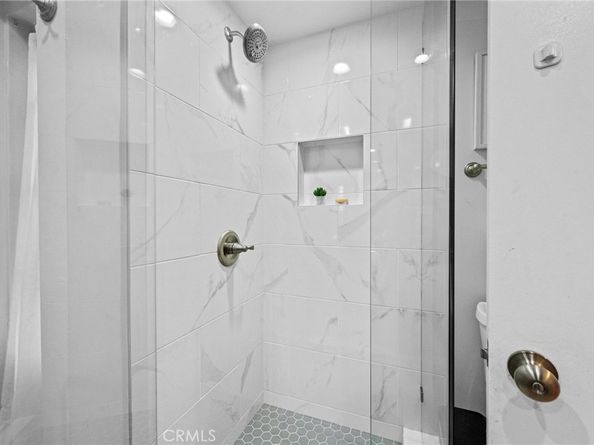 1077 Tia Juana Street, Laguna Beach CA 92651