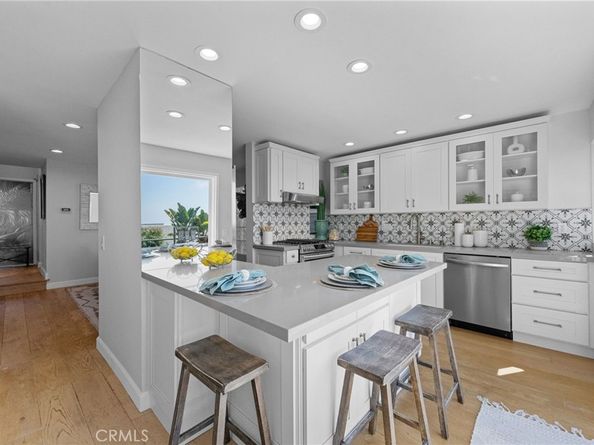 1077 Tia Juana Street, Laguna Beach CA 92651