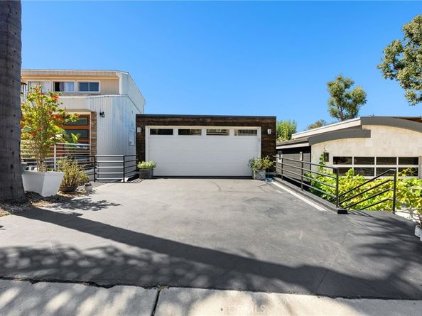 1077 Tia Juana Street, Laguna Beach CA 92651