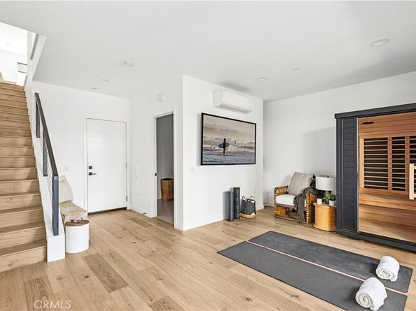 1682 Jetty Drive, Costa Mesa CA 92627