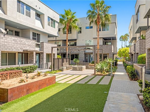 1682 Jetty Drive, Costa Mesa CA 92627