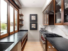 4512 Roxbury Road, Corona Del Mar CA 92625