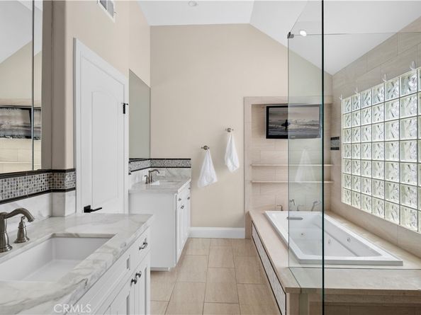 412 Poinsettia Avenue, Corona Del Mar CA 92625