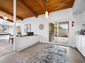 3176 Bremerton Place, La Jolla CA 92037