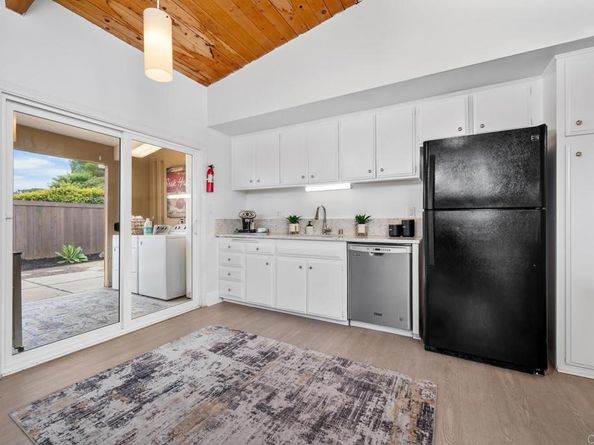 3176 Bremerton Place, La Jolla CA 92037