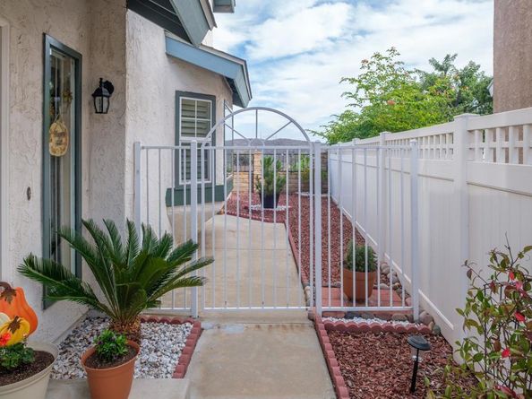 10865 Charing Cross Road, Spring Valley CA 91978