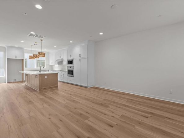 2572 Elderberry Lane, Carlsbad CA 92008