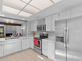 2508 Navarra Drive 424, Carlsbad CA 92009