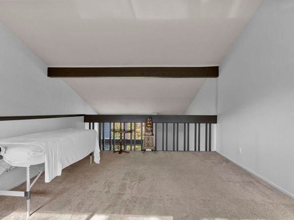 2508 Navarra Drive 424, Carlsbad CA 92009