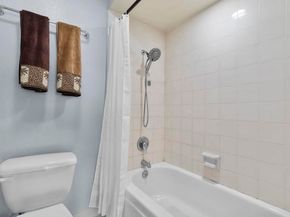 2508 Navarra Drive 424, Carlsbad CA 92009