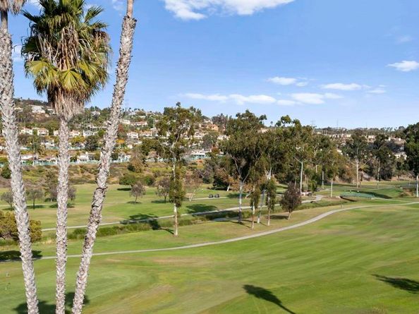 2508 Navarra Drive 424, Carlsbad CA 92009