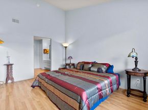 2508 Navarra Drive 424, Carlsbad CA 92009