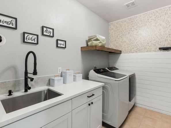 1156 Via Vera Cruz, San Marcos CA 92078