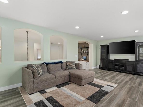 1156 Via Vera Cruz, San Marcos CA 92078