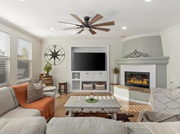 1156 Via Vera Cruz, San Marcos CA 92078