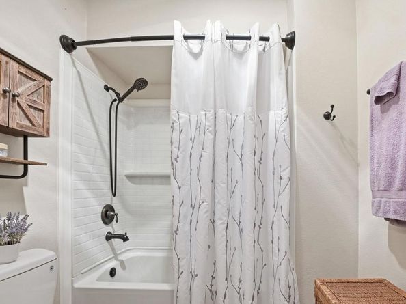 1040 E Washington Avenue 37, Escondido CA 92025