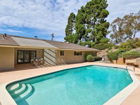 3190 Falcon Drive, Carlsbad CA 92008