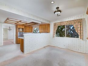 3190 Falcon Drive, Carlsbad CA 92008