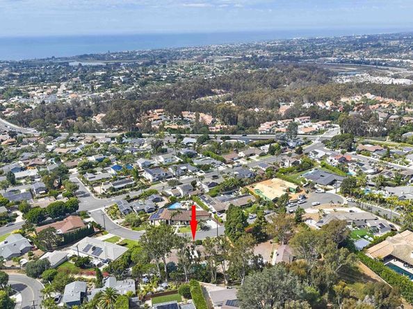 3190 Falcon Drive, Carlsbad CA 92008