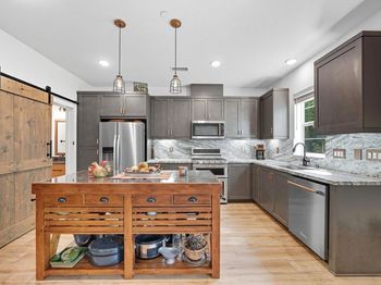 122 Diamante Road