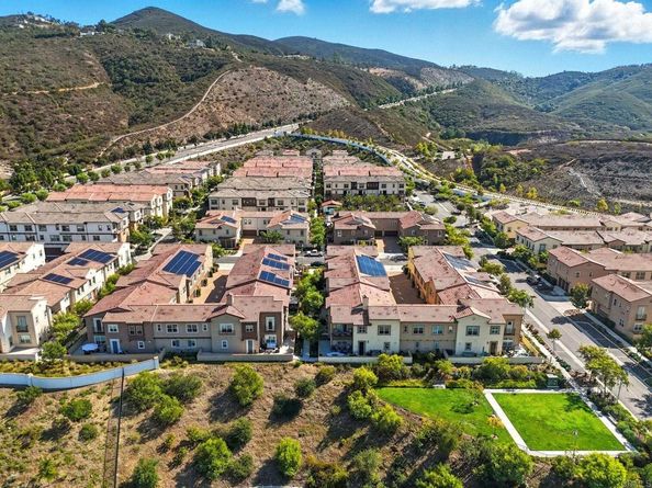 122 Diamante Road, San Marcos CA 92078