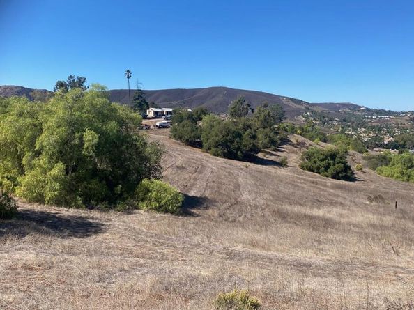1320 Richland Rd, San Marcos CA 92069
