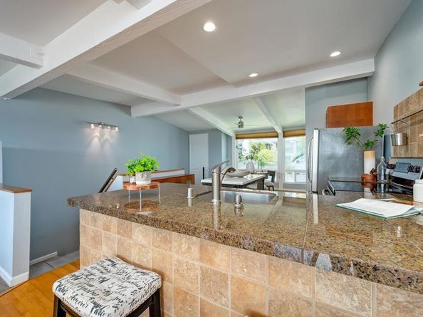 2319 Caringa Way 58, Carlsbad CA 92009