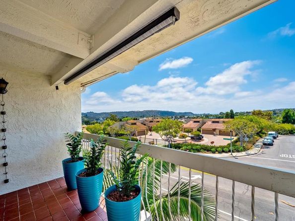 2319 Caringa Way 58, Carlsbad CA 92009