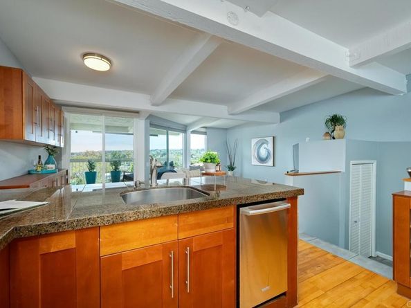 2319 Caringa Way 58, Carlsbad CA 92009