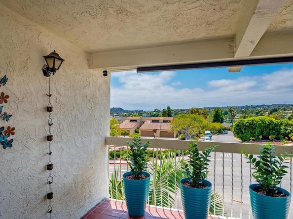2319 Caringa Way 58, Carlsbad CA 92009