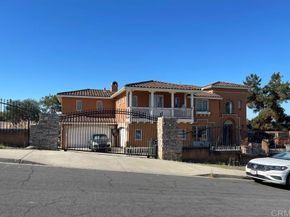 303 Amparo Drive, Escondido CA 92025