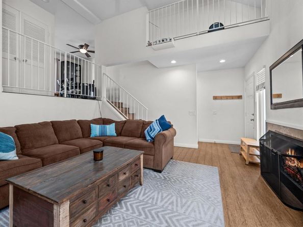 368 Hemlock Ave, Carlsbad CA 92008